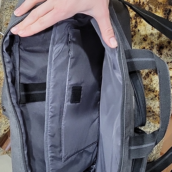 Solo New York Gray Laptop Bag, Converts To Backpack  Hybrid Briefcase 15.6" - Picture 5 of 7